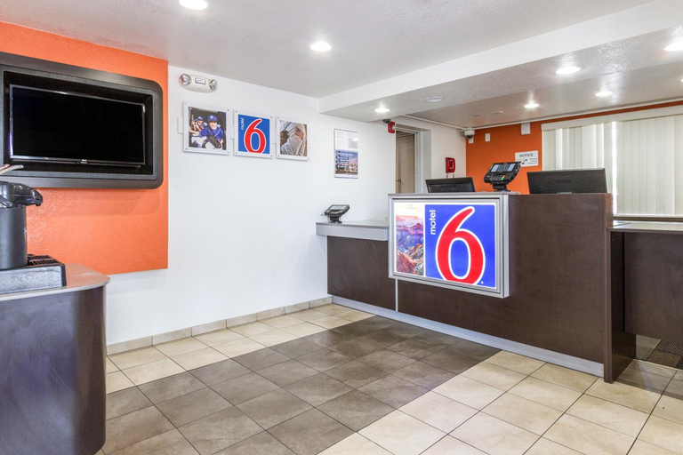 Public Area 2, Motel 6 Tempe, AZ – Phoenix Airport – Priest Dr, Maricopa