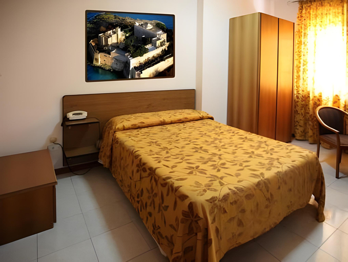 Guestroom, Hotel Cristal, Bari