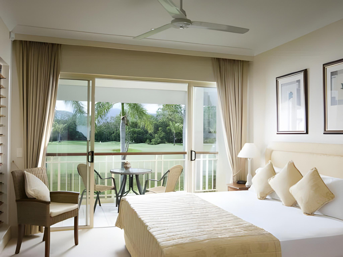 Bedroom 3, Paradise Links Resort, Douglas