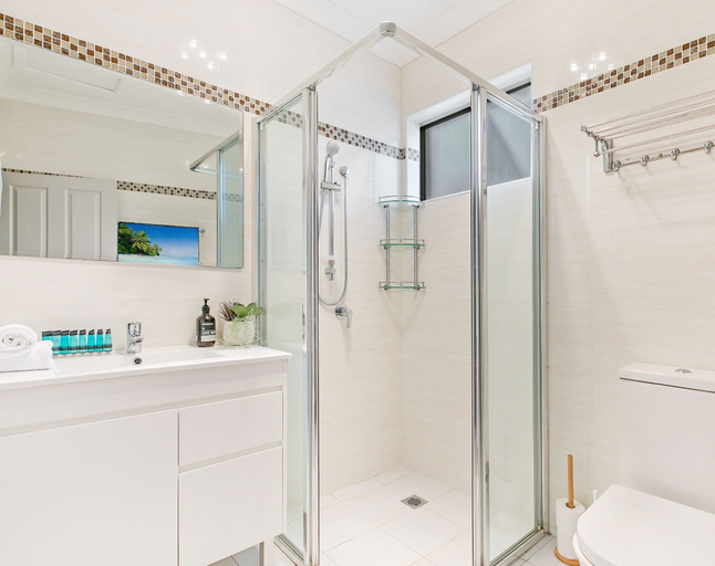 Others 4, Kozyguru | Leichhardt | Cozy 3 Bed Home, Sydney
