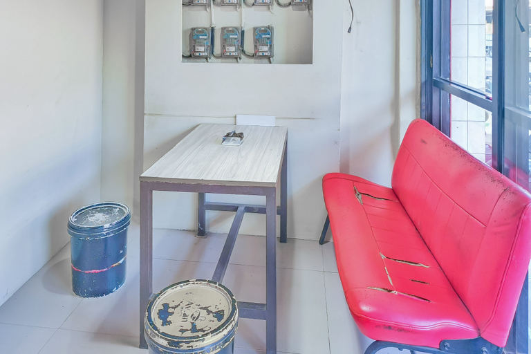 Others 4, RedDoorz @ Guest House A2 Near Rita Mall Tegal, Tegal