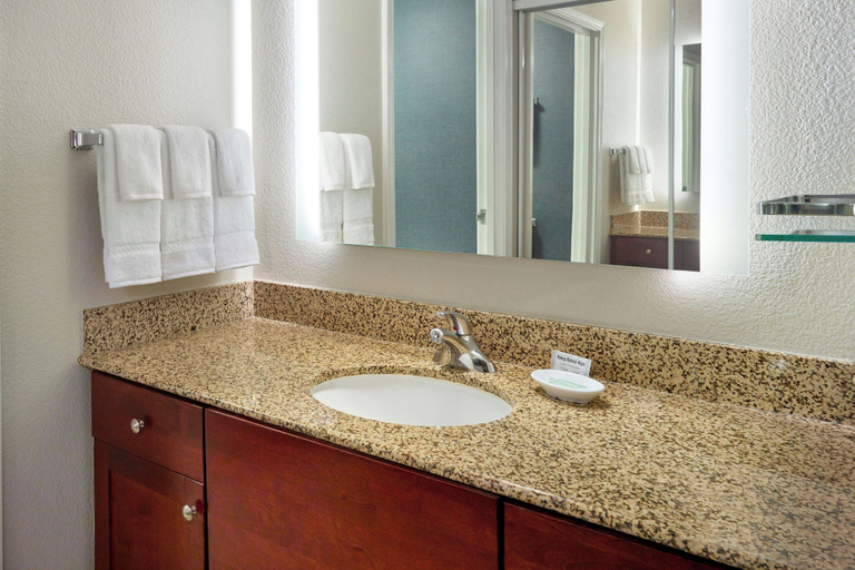 Bathroom 4, Residence Inn National Harbor Washington, DC Area, Prince George's