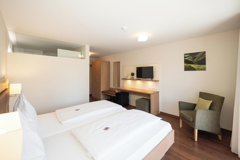 Bedroom 3, Gästehaus GN8, Konstanz
