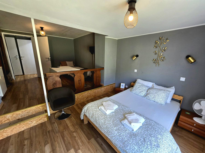 Others 3, Feel at home in Warre, Durbuy, Luxembourg