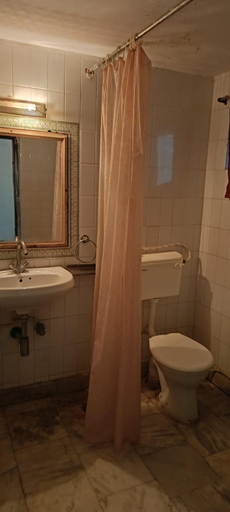 Bathroom 5, Hotel Casa Di William, Chhatarpur