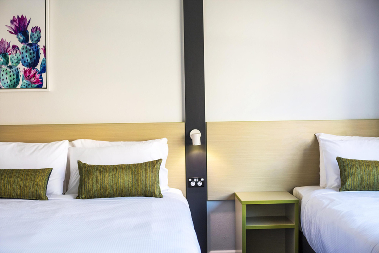 Bedroom 27