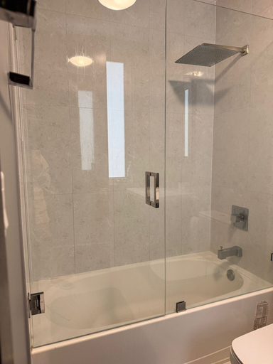 Bathroom 3, Oasis, Miami-Dade