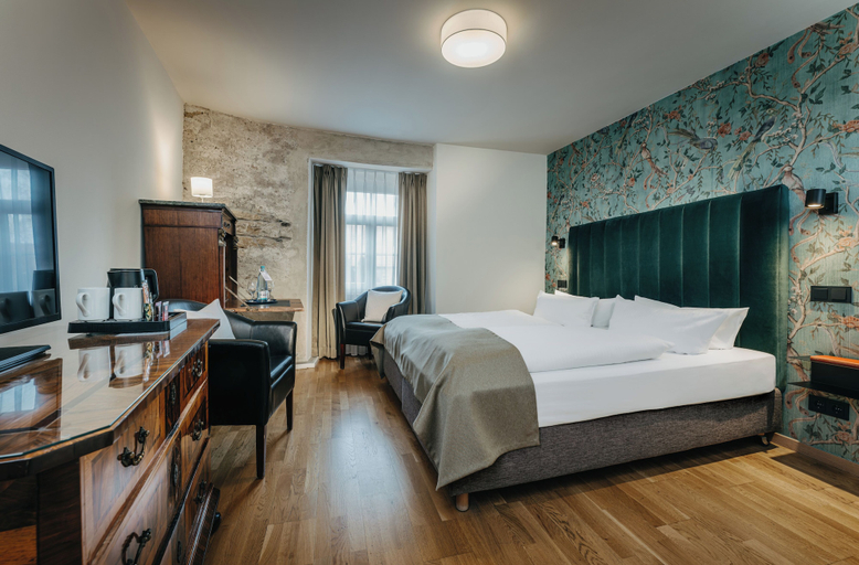Bedroom 21