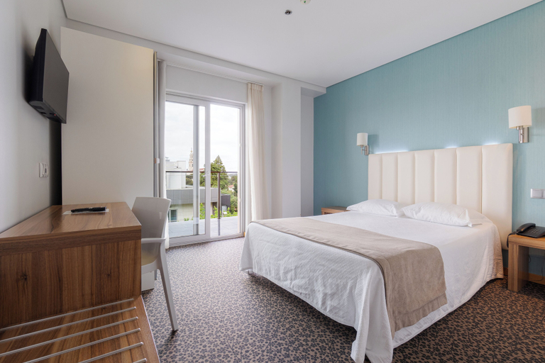 Bedroom 4, Hotel Azinheira by RIDAN Hotels, Ourém