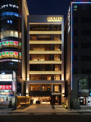 Exterior & Views, B'AMU Hotel & Spa, Suyeong