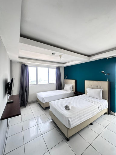 Bedroom 12