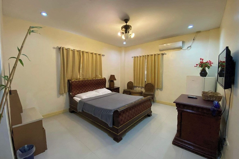 Bedroom 2, Garden Suite Hotel, Angeles City