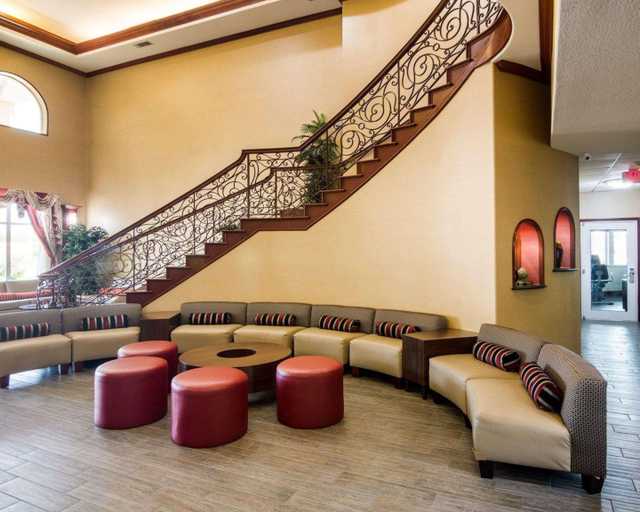 Public Area 3, Comfort Suites Gainesville, Cooke