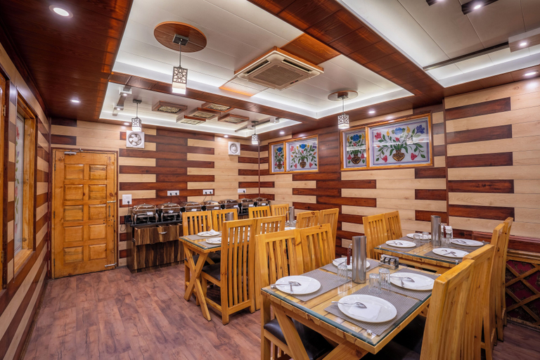 Food & Drinks 4, Bombay Residency, Anantnag