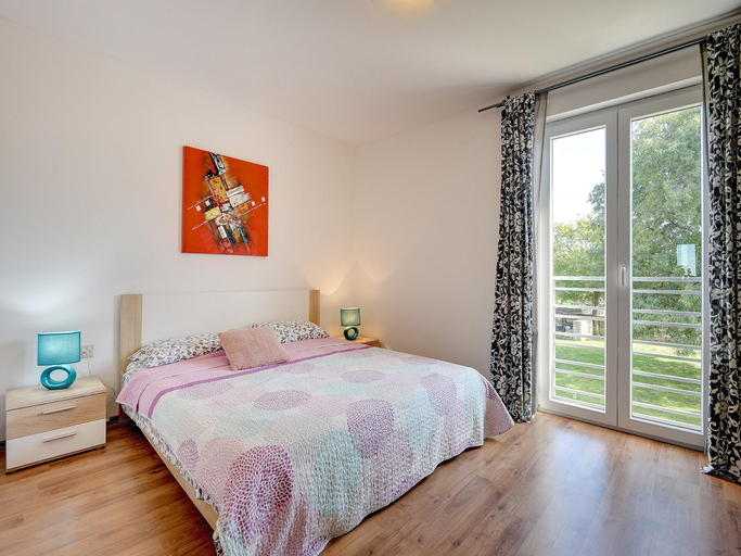 Bedroom 3, Villa in Rovinj with Pool Bubble Bath, Rovinj