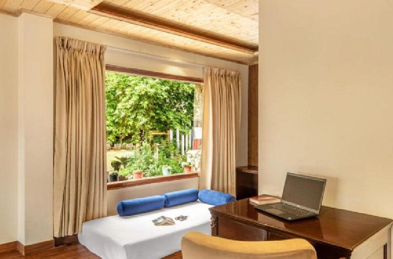 Bedroom, Maple Resort Chail, Solan