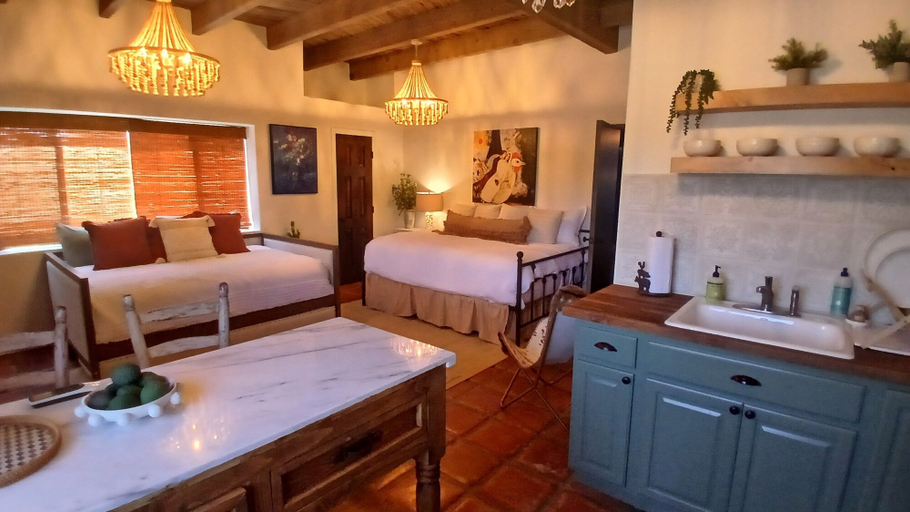 Bedroom, The Den at Coyote Ridge, San Diego