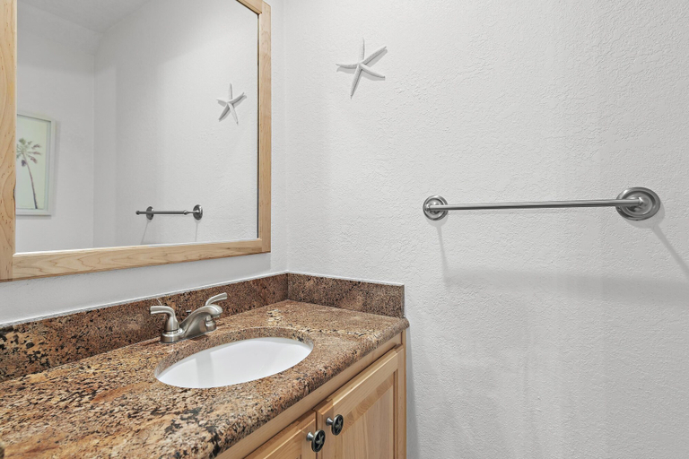 Bathroom 4, Woodland Shores #1, Walton