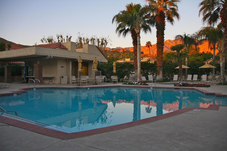 Sport & Beauty 2, The Oasis Resort, Riverside