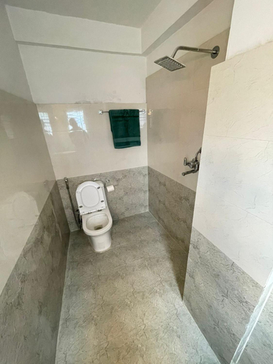 Bathroom 2, Hotel Seven Eleven, Bagmati