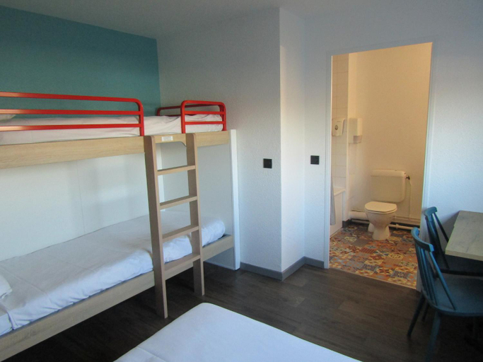 Bedroom 4, hotelF1 Igny Massy TGV, renovated, Essonne