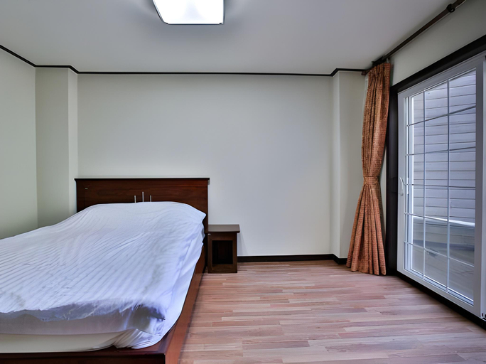 Bedroom 2, Daea Ulleung Resort, Ulleung