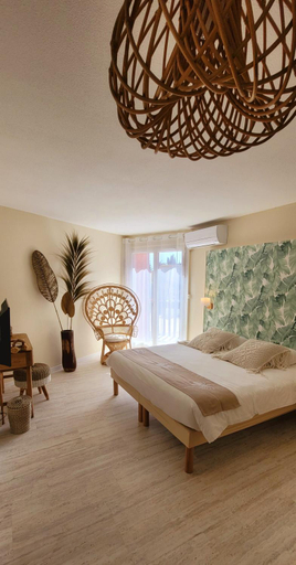 Bedroom 3, Hotel Tennis International, Hérault