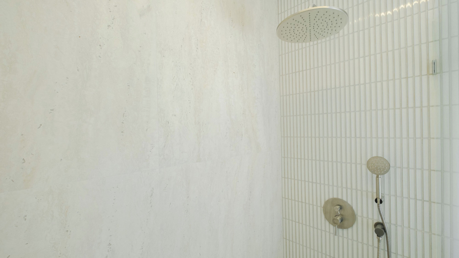 Bathroom 4, Nala Villas by Villa Finder, Badung