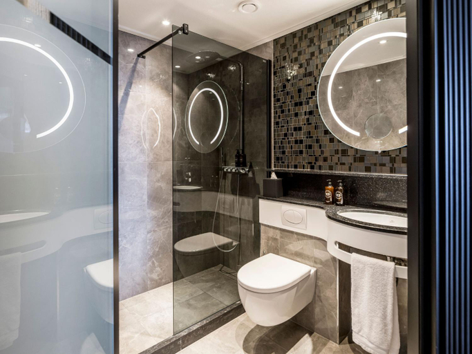 Bathroom 3, Alexander Hotel, Noordwijk