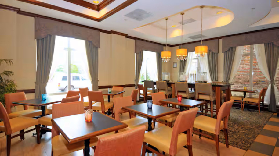 Food & Drinks 5, Hampton Inn Alexandria-Old Town/King Street, Alexandria