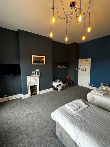 Bedroom 2, The Station Hotel, Nottinghamshire