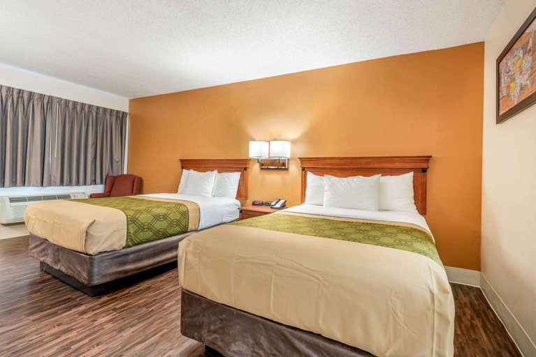 Bedroom 3, Econo Lodge Downtown, Jefferson