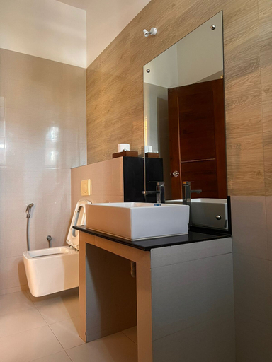 Bathroom 3, Nilawin Hotels & Resorts, Chilaw