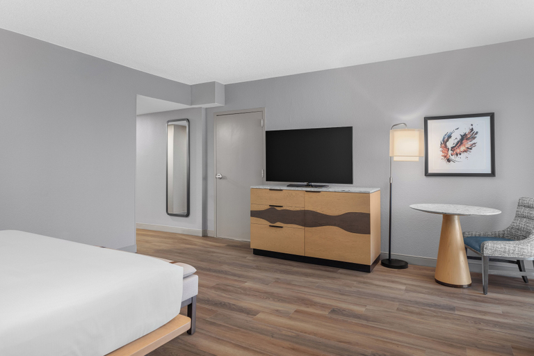 Bedroom 4, DoubleTree by Hilton Phoenix Midtown, Maricopa