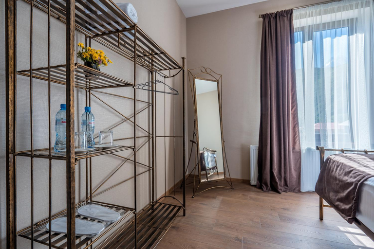 Bedroom 2, Travel Inn Kazbegi, Kazbegi