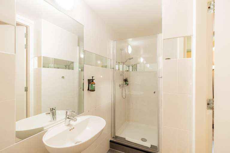 Bathroom 3, FLOATS by H2OTEL, Rotterdam
