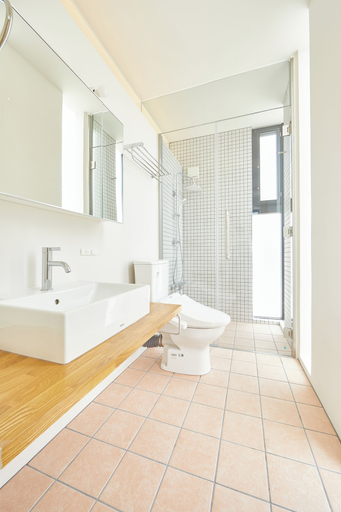 Bathroom 3, Villa Blanc H, Motobu