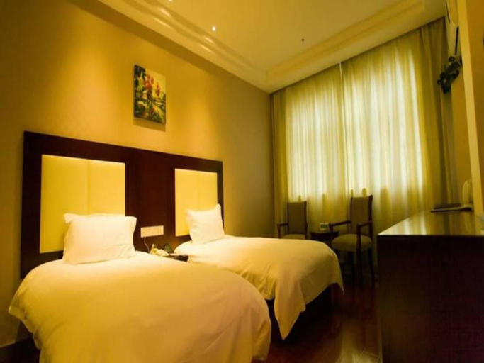Bedroom 2, GreenTree Inn BeiJing XiZhiHe Dimension Stone Market Express Hotel, Beijing