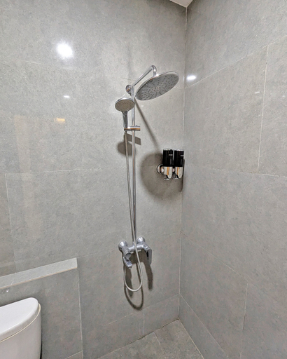 Bathroom 6