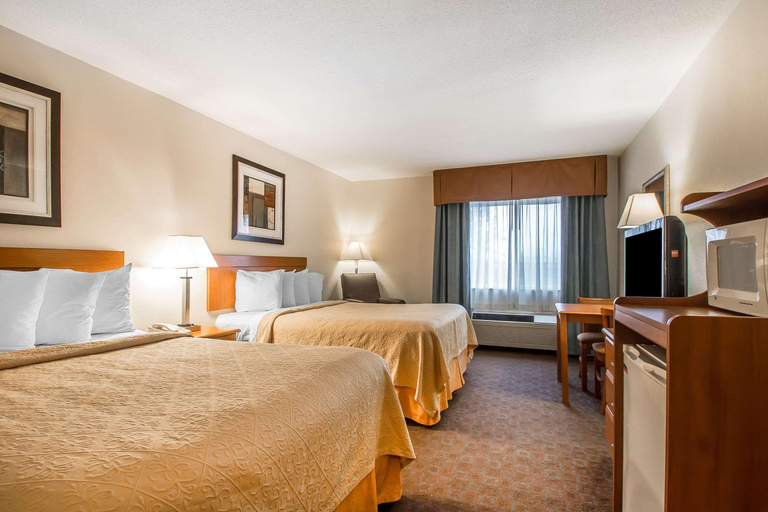 Bedroom 3, Quality Inn Morris I-80, Grundy
