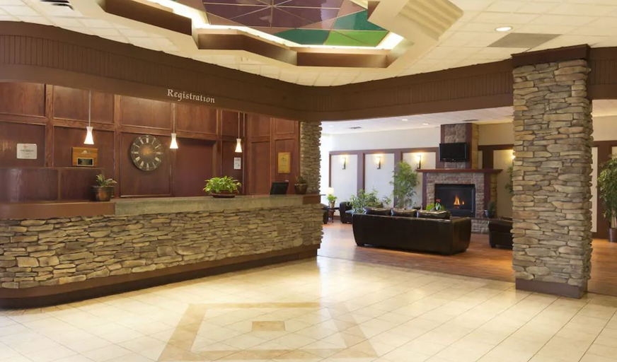 Public Area 2, Days Inn by Wyndham Calgary South, Division No. 6
