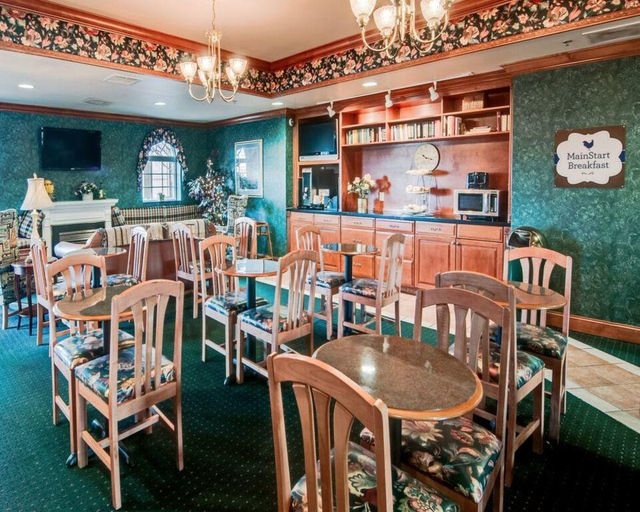 Food & Drinks 5, MainStay Suites Airport, Roanoke City