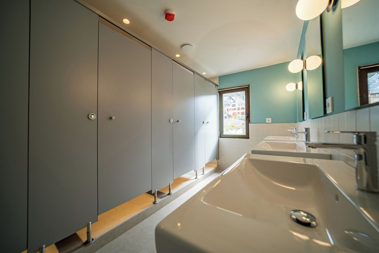 Bathroom 2, Aran Hostel, Lleida