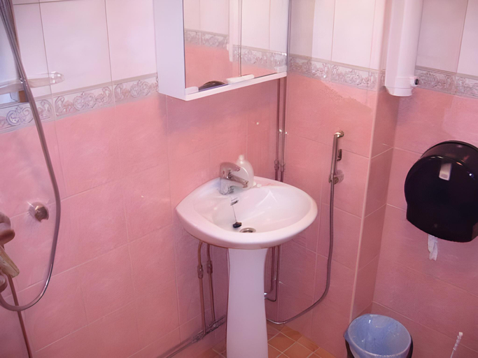 Bathroom 3, Hotel & Resort Sallavalkea, Lapland