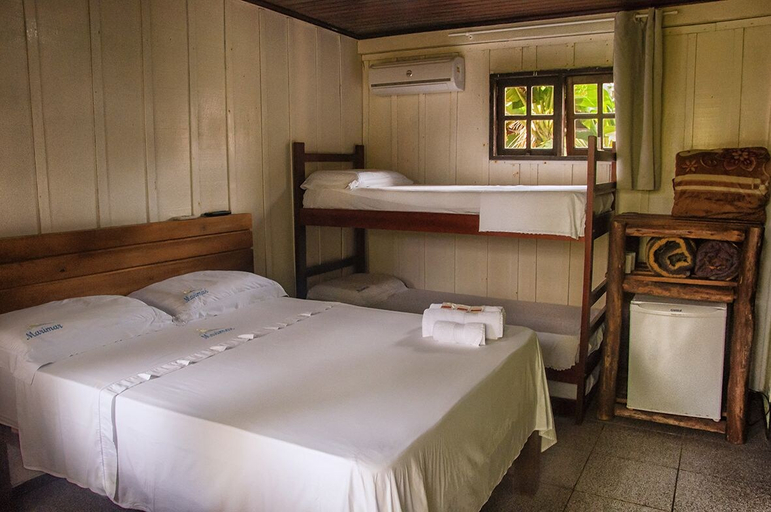 Bedroom 3, Pousada Marimar, Paranaguá