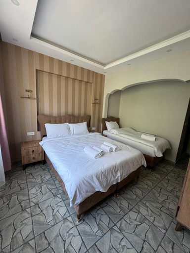 Bedroom 4, beyzade apt hotel, Fatih