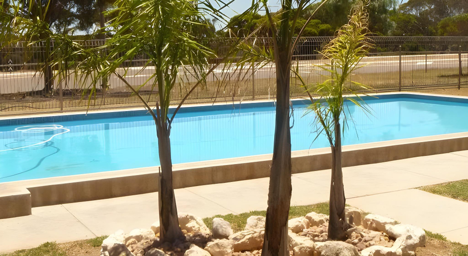 Sport & Beauty 3, East West Motel Ceduna, Ceduna