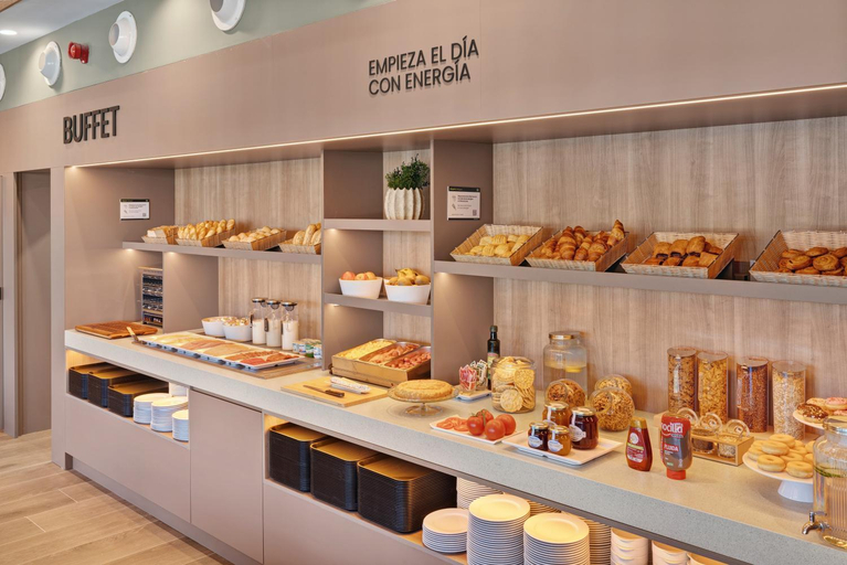 Food & Drinks 5, B&B Hotel Madrid Fuenlabrada Retail Park, Madrid
