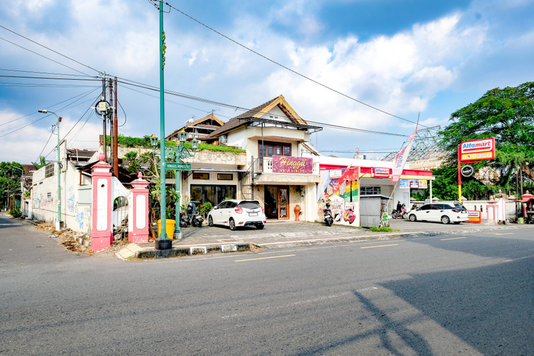 Exterior & Views 2, Hinggil Homestay Syariah Malioboro Yogya Mitra RedDoorz, Yogyakarta
