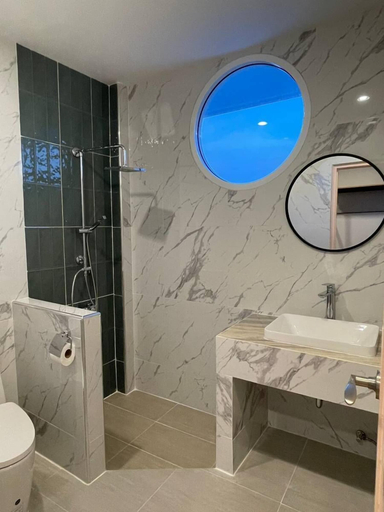 Bathroom 3, The Triple M Mountain Resort, Suan Phung